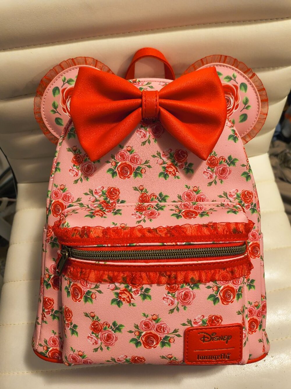 DISNEY LOUNGEFLY MINNIE MOUSE PINK AND RED ROSES FIGURAL EARS MINI BACKPACK NWT